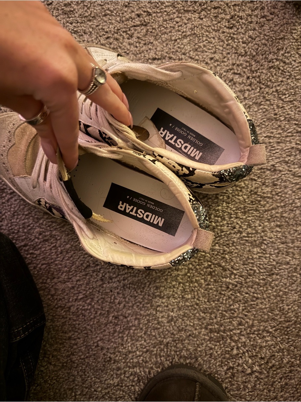 GOLDEN GOOSE!! Style Lace-Up Sneakers with Purple Star - Picture 2 of 7